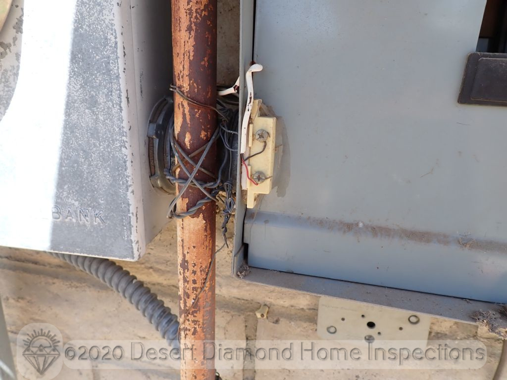The homeowner installed an alarm contact at the electrical main panel
