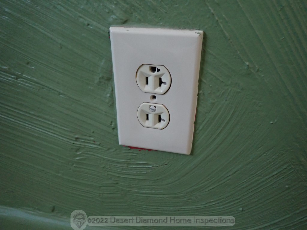 Something is off with this outlet...