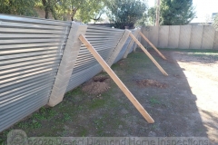 This fence might have a structural problem